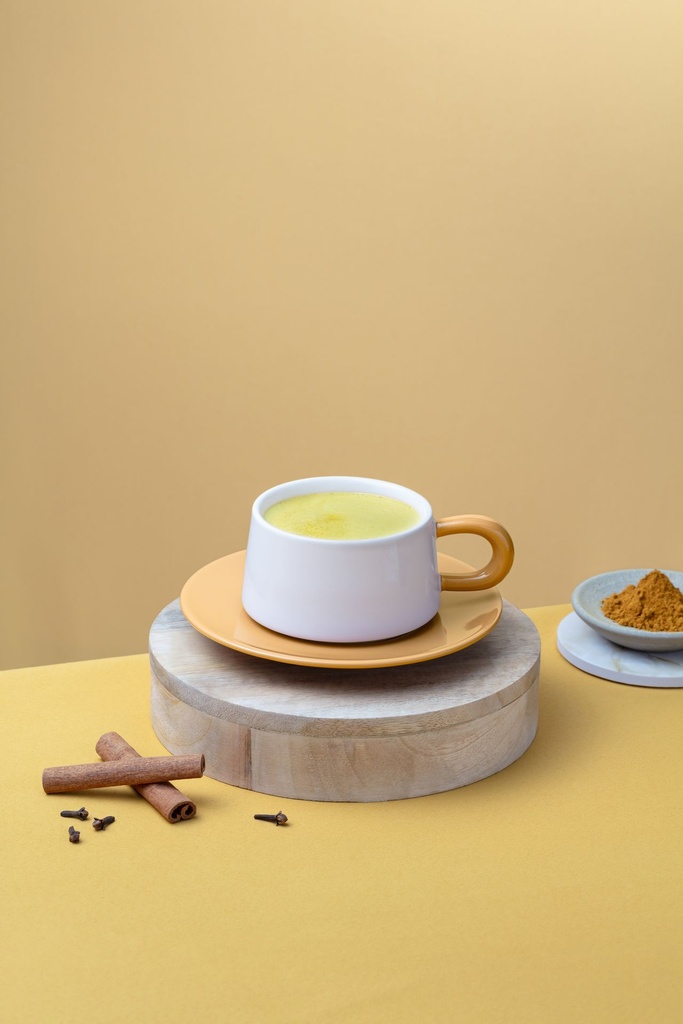 GOLDEN LATTE CHAUD.jpg